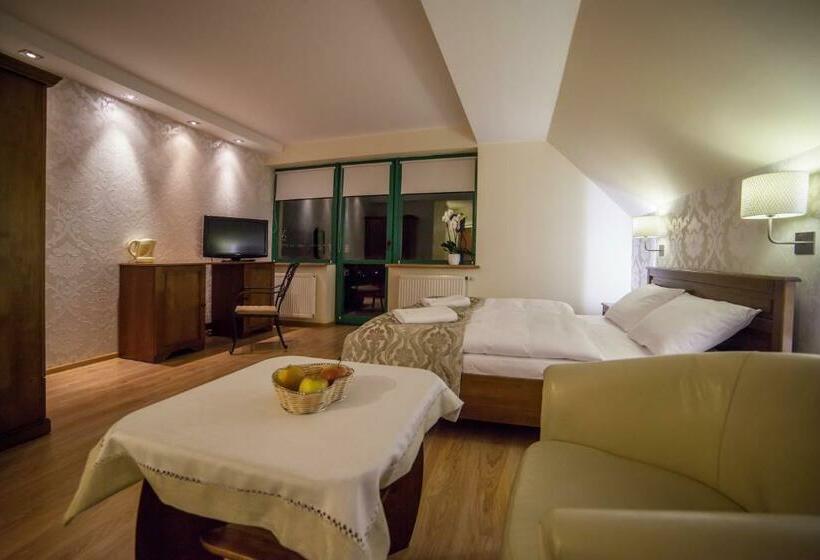 חדר סטנדרט, Jawor