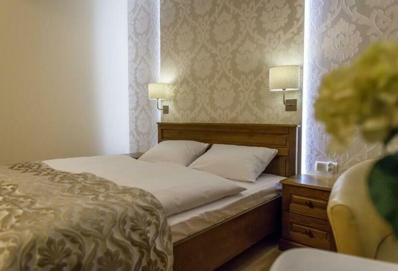 חדר סטנדרט, Jawor