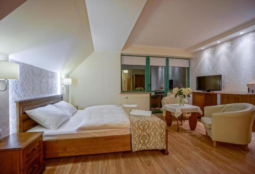 חדר סטנדרט, Jawor