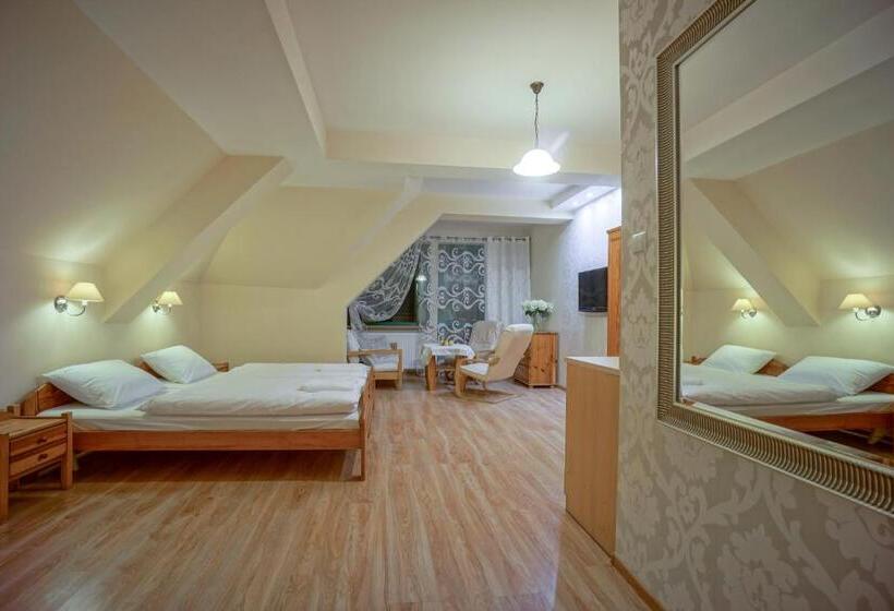 חדר סטנדרט, Jawor