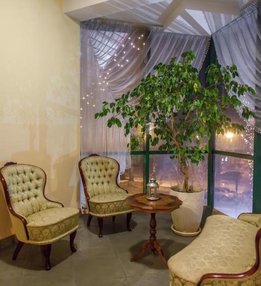 חדר סטנדרט לשלושה, Jawor