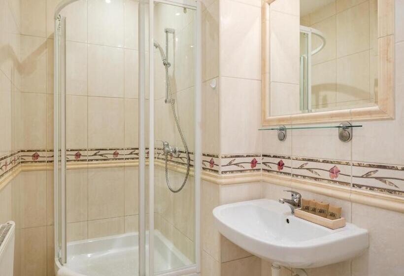 חדר סטנדרט, Jawor