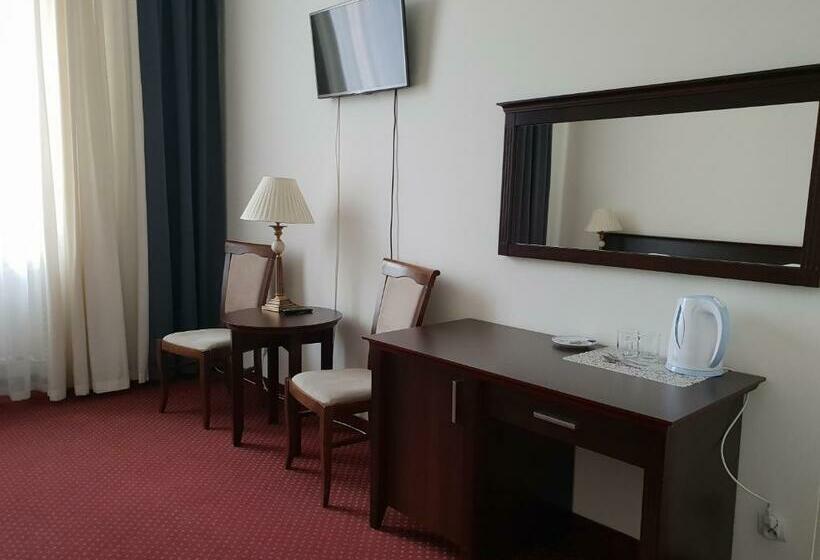 اتاق استاندارد, Savoy