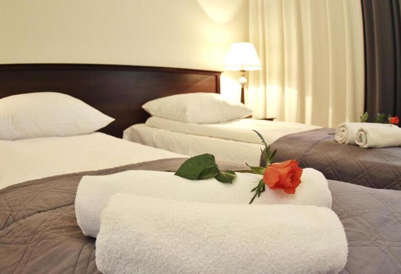 اتاق استاندارد, Savoy