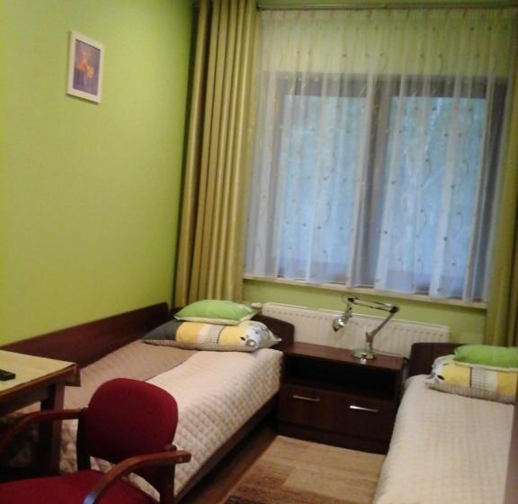 غرفة قياسية, Willa Olympia