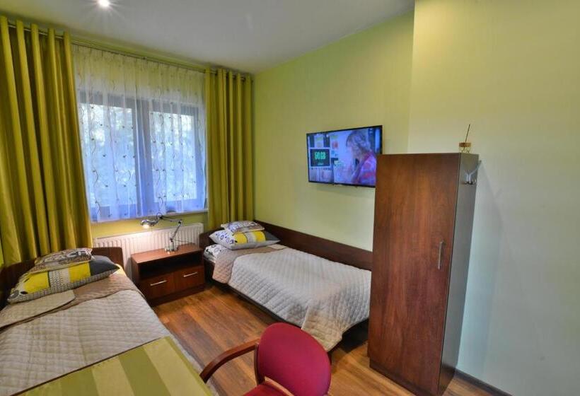 غرفة قياسية, Willa Olympia