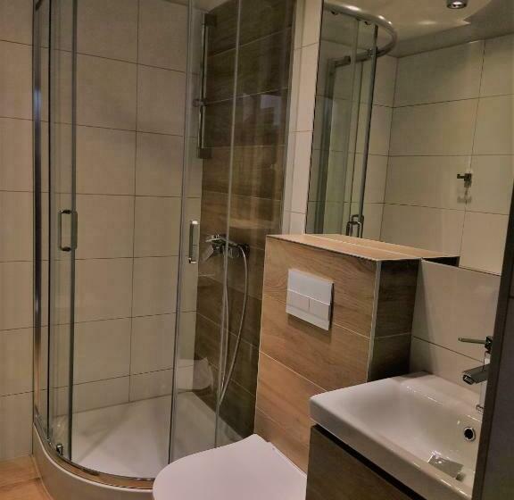 اتاق استاندارد سه نفره, Zakątek Pod Smrekami