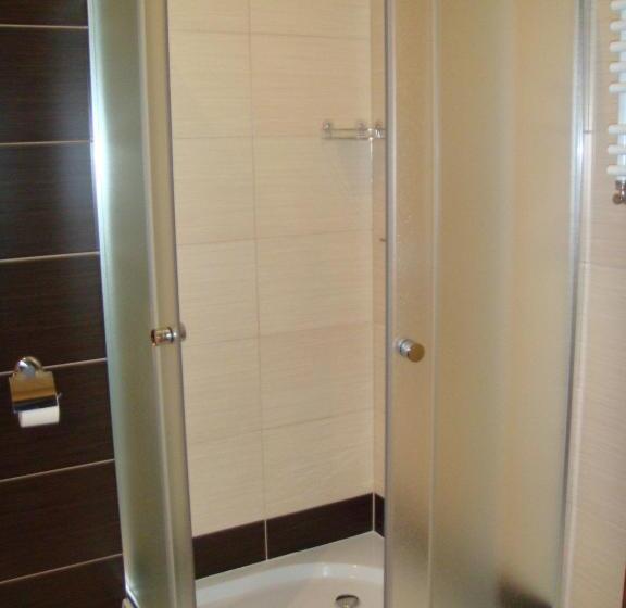 غرفة قياسية, Gościniec Europejski