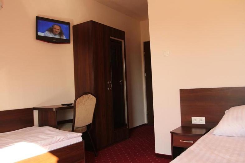 غرفة قياسية, Gościniec Europejski