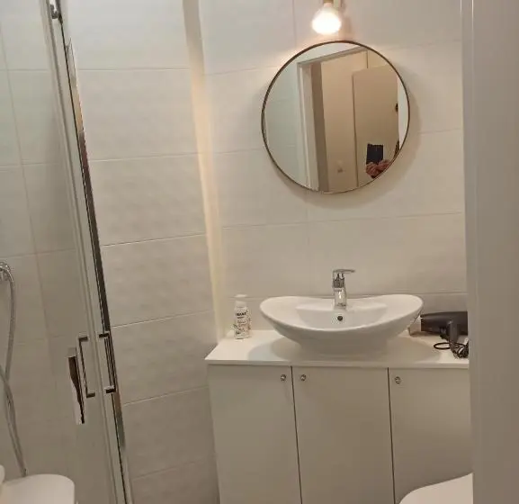 Juniorsviitti, Hostel Pałacyk