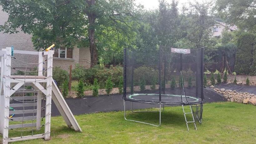 غرفة قياسية ثلاثية, Apartamenty Defala I Strefa Relaksu Natural Touch