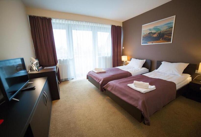 Номер Стандарт, Avangarda