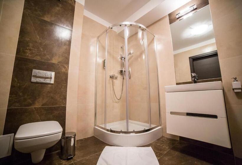 Номер Стандарт, Avangarda