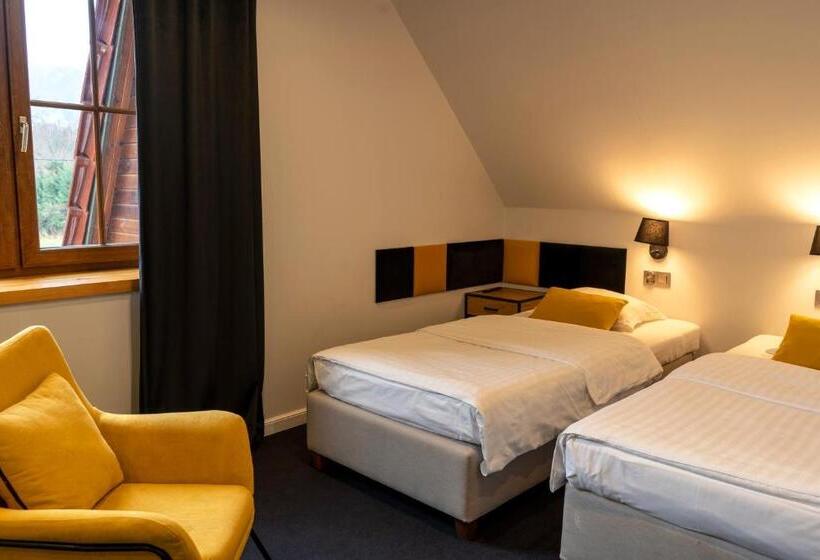 スタンダードスタジオ, Caryńska Resort & Spa