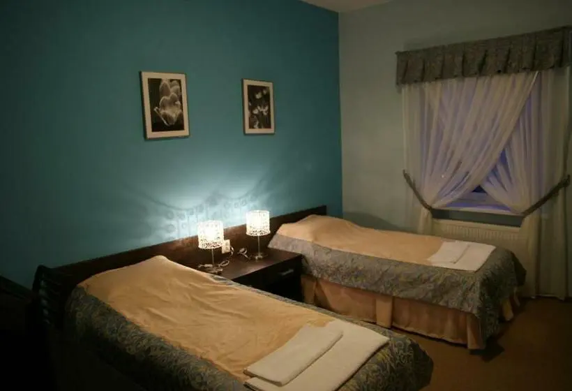 Standardzimmer, Chrobry