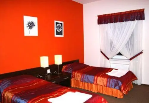 Standardzimmer, Chrobry