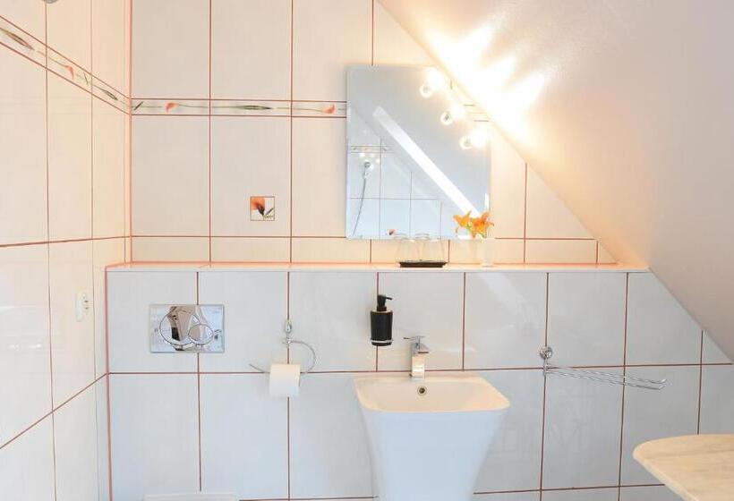 חדר סטנדרט עם מרפסת, Guest House Wiejska Sielanka