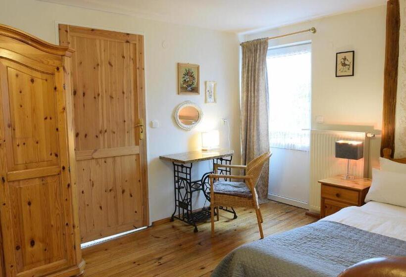 חדר סטנדרט עם מרפסת, Guest House Wiejska Sielanka