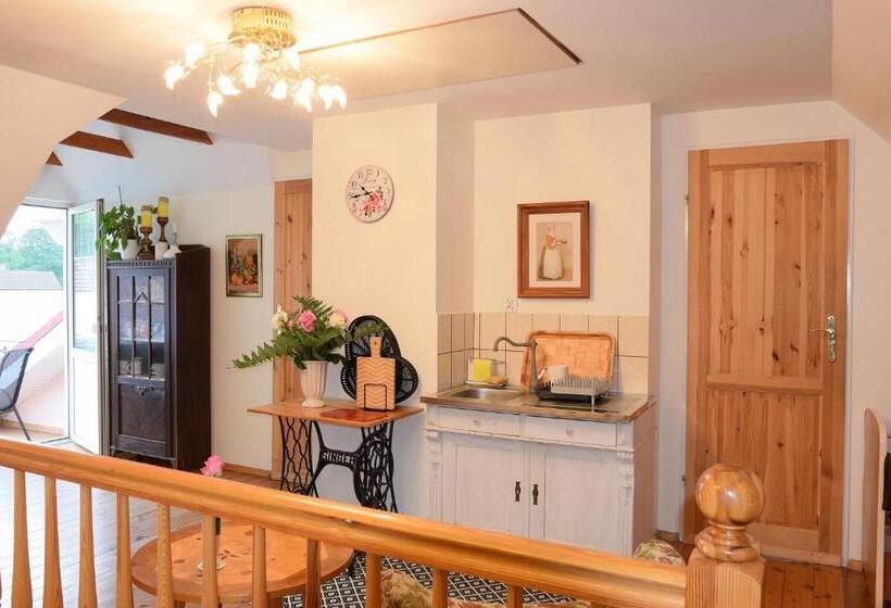 חדר סטנדרט עם מרפסת, Guest House Wiejska Sielanka