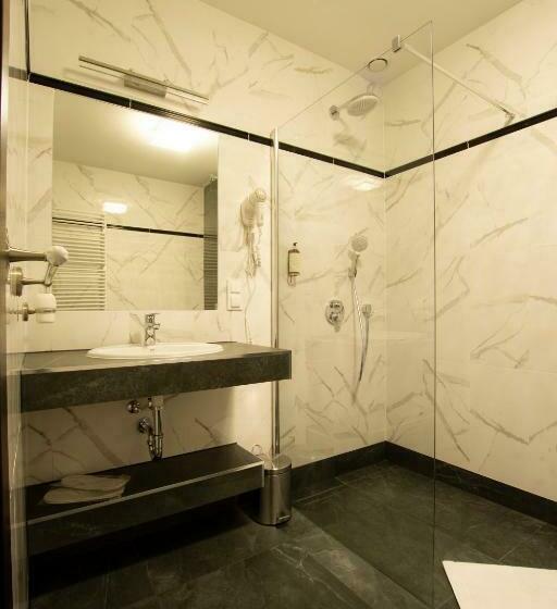 חדר סטנדרט, Pałac Lubiechowa Jelenia Góra  Riesengebirge