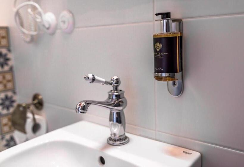 חדר דלוקס, Night O Clock Business Aparts