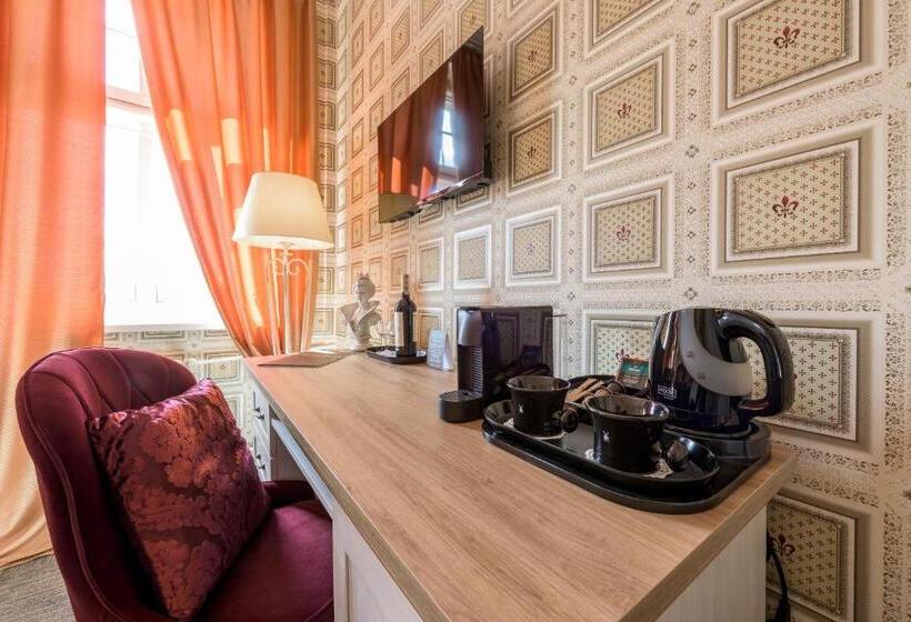 חדר דלוקס, Night O Clock Business Aparts