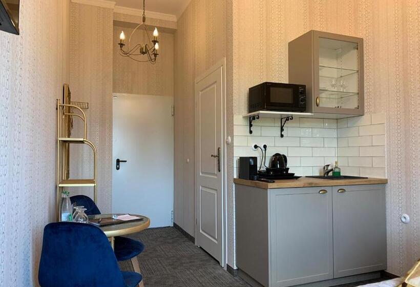 חדר סטודיו סטנדרד, Night O Clock Business Aparts