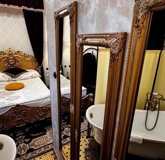 דירת חדר, Night O Clock Business Aparts