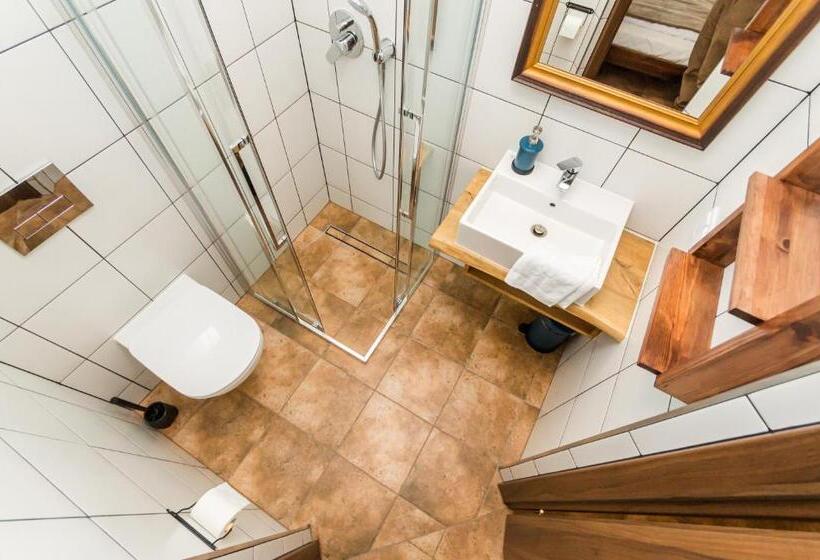 Номер Стандарт Вид на Сад, Dom Podróżnika