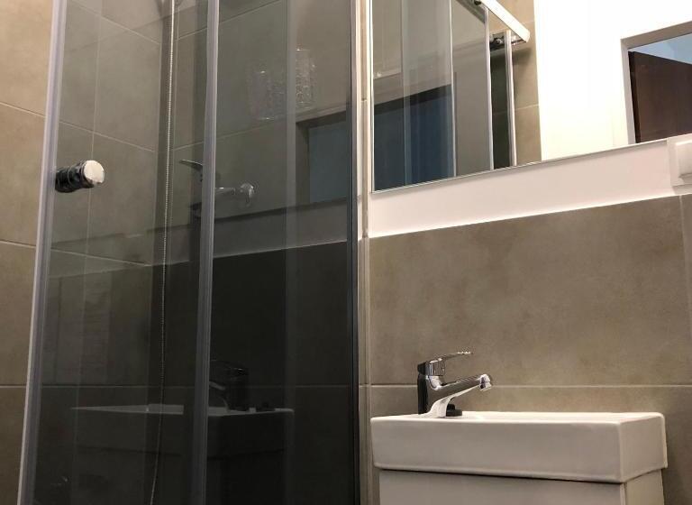 اتاق استاندارد با بالکن, Kwadrat Apartamenty Grottgera