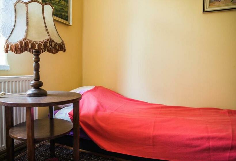 Номер Стандарт, Noclegi Na Polnej