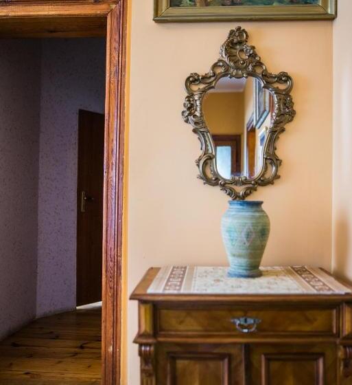 Трехместный Номер Классика, Noclegi Na Polnej