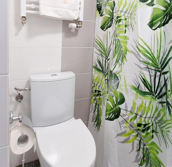 Quarto Estandar com Sacada, Pensjonat Alka