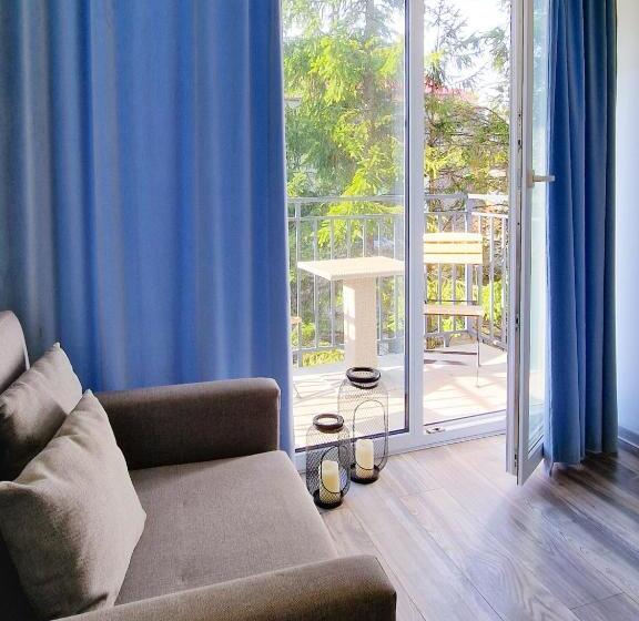 Quarto Familiar, Pensjonat Alka