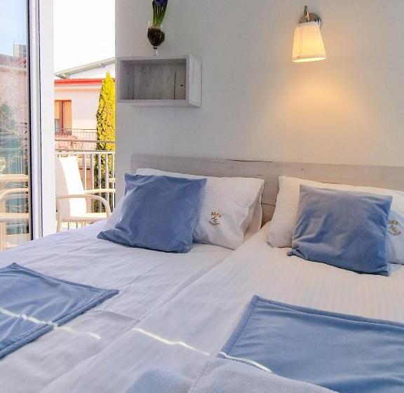 Quarto Familiar, Pensjonat Alka