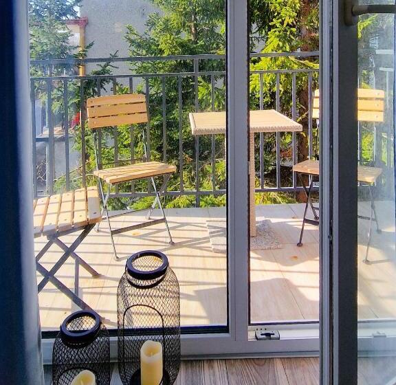 חדר משפחתי, Pensjonat Alka