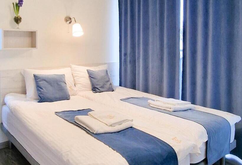 חדר משפחתי נוף לגינה, Pensjonat Alka