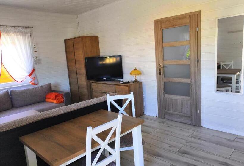 샬레, Dom Wczasowy Laguna