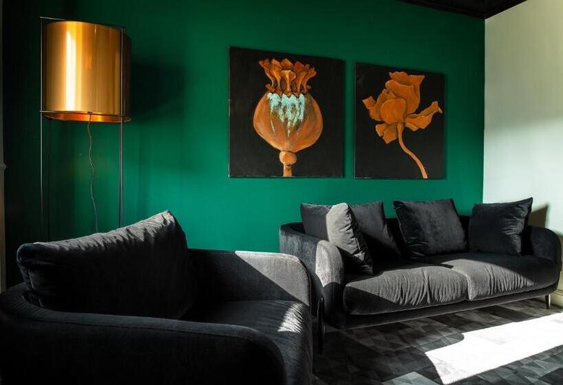 اتاق استاندارد, Sansara Apartments