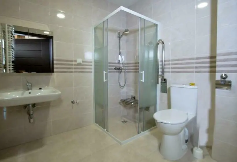スイート, Wesoła Apartamenty