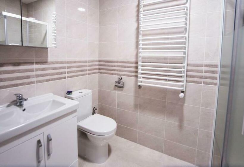 バルコニー付スイート, Wesoła Apartamenty