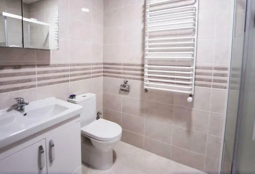 バルコニー付スイート, Wesoła Apartamenty