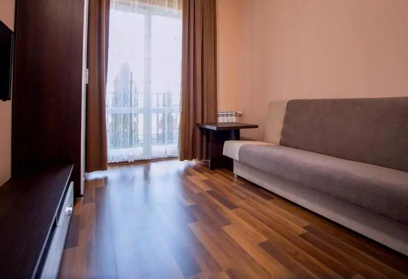 バルコニー付スイート, Wesoła Apartamenty