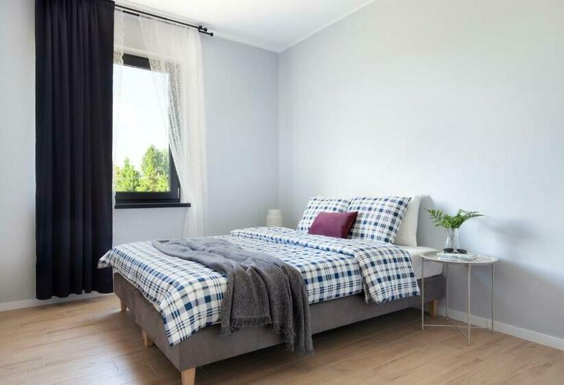 غرفة قياسية, Wolne Chwile