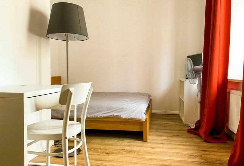 דירת שני חדרים, A&b Willa Klaudyny