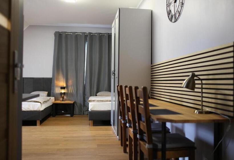 סטודיו דלוקס, A&b Willa Klaudyny