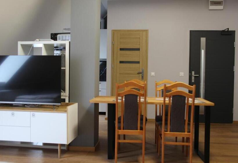 סטודיו דלוקס, A&b Willa Klaudyny