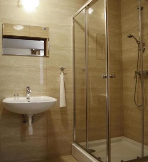 اتاق استاندارد سه نفره, Willa Sailor Pabianice