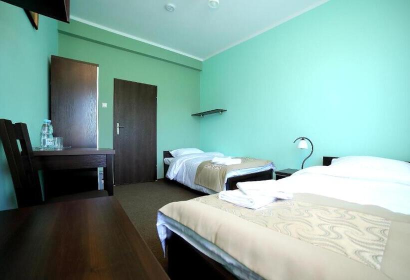 Номер Стандарт Совместная Ванная, Zajazd Monki