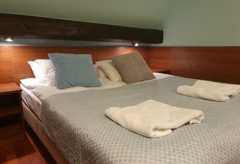 Номер Стандарт, Chata Nad Sztolnią